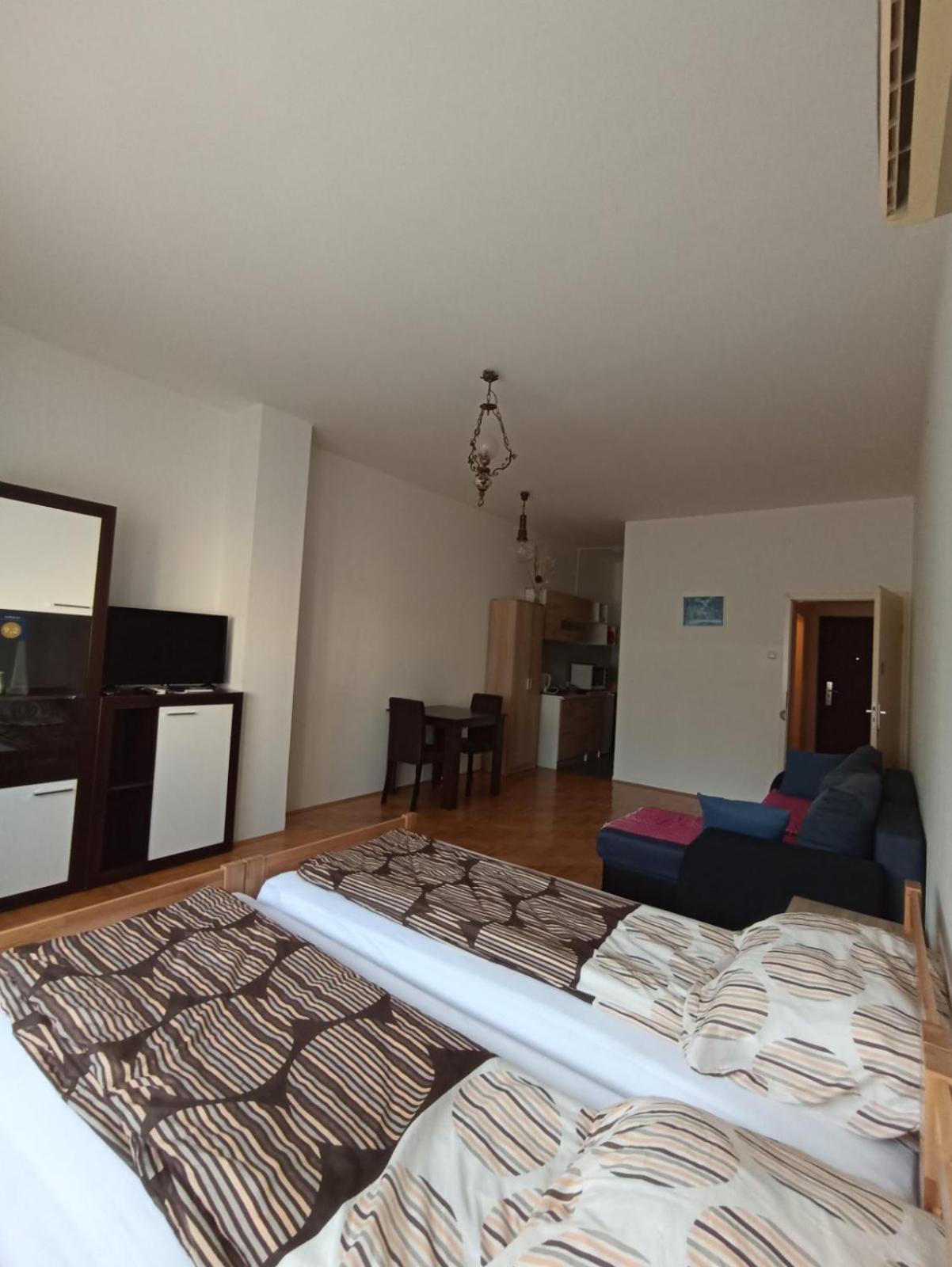 Apartments Tepic Баня-Лука Экстерьер фото